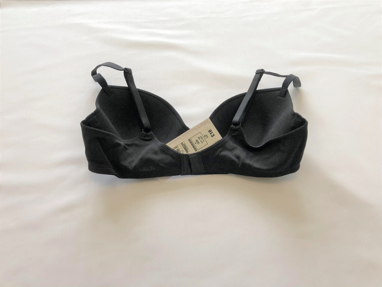 مشکی پشتسوتین زنانه اسفنجی فنر دار برند M&S پک 3 تایی سفید و مشکی 126