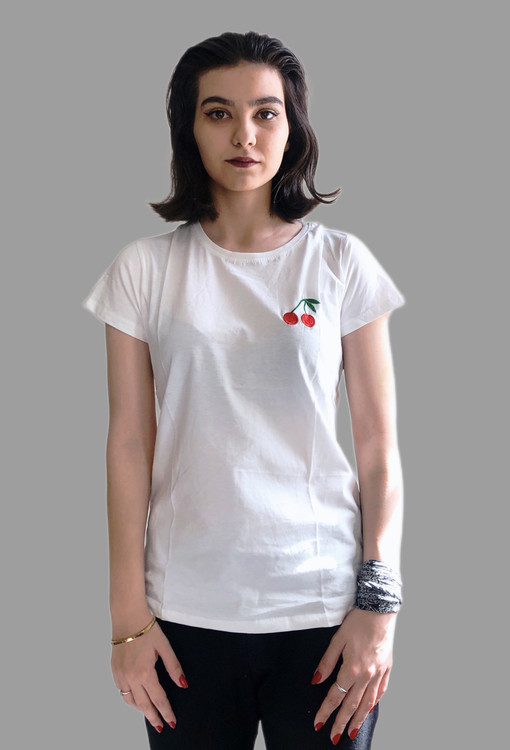 تیشرت زنانه آستین کوتاه برند H&M گلدوزی 298 تنخور