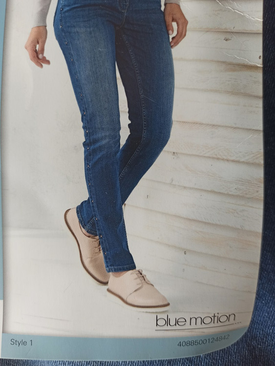 شلوار جین بغل کار شده-طرح3