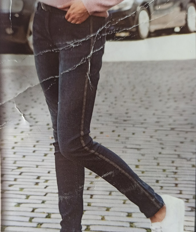 شلوار جین بغل کار شده-طرح1