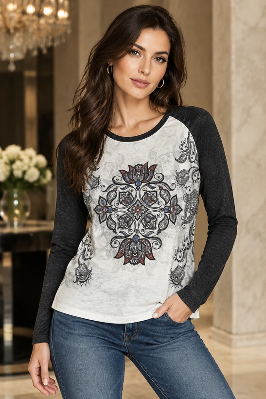 تیشرت زنانه طرحدار